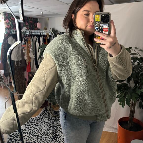 Anthropologie Avec Les Filles Mixed Media Quilted Sleeve Teddy Jacket L - Picture 2 of 5